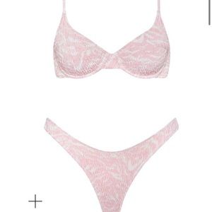 ISO these triangl bikinis/style